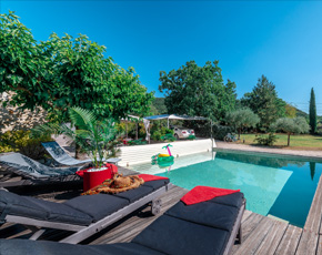 Book a holiday home Provence